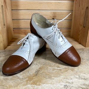 Ellemenno White/Brown Lace Up Oxfords